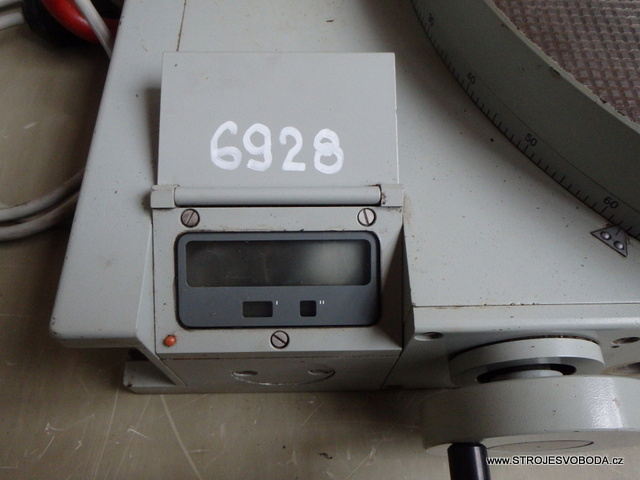 Stůl otočný 500mm (06928 (5).JPG)